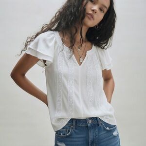 NWT $48 Women's Counterparts White Rayon Poly Blend Embroidered Blouse Top Sz S